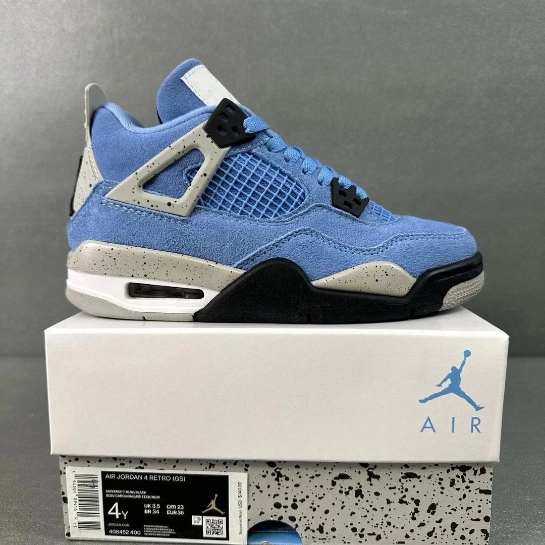 University Blue CT8527-400