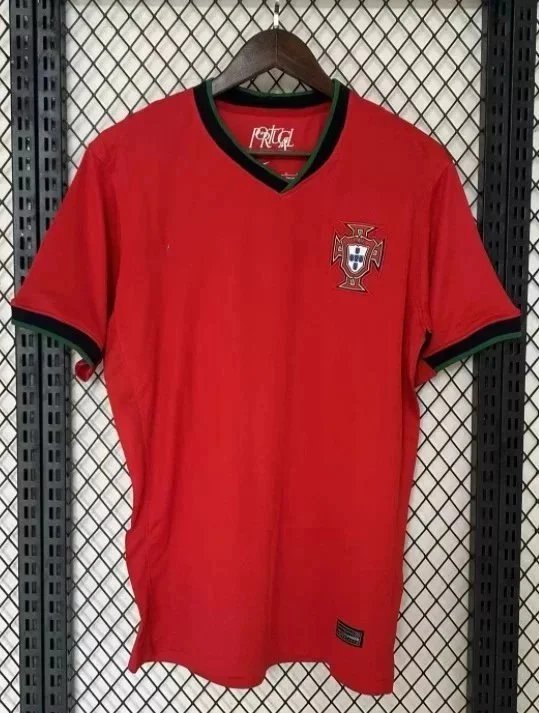 24–25 Portugal home game