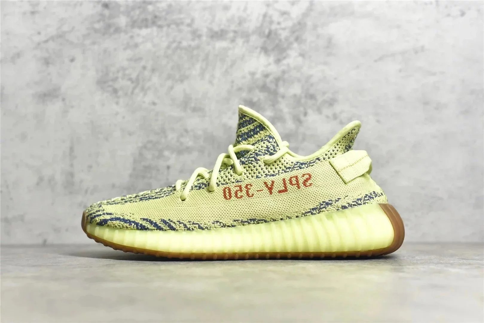 yz v 2 Yellow Zebra