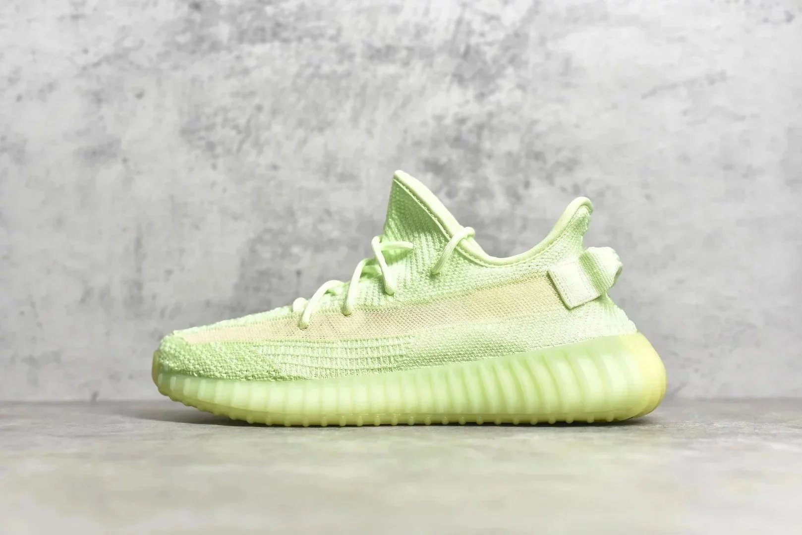 yz v 2 Neon Green