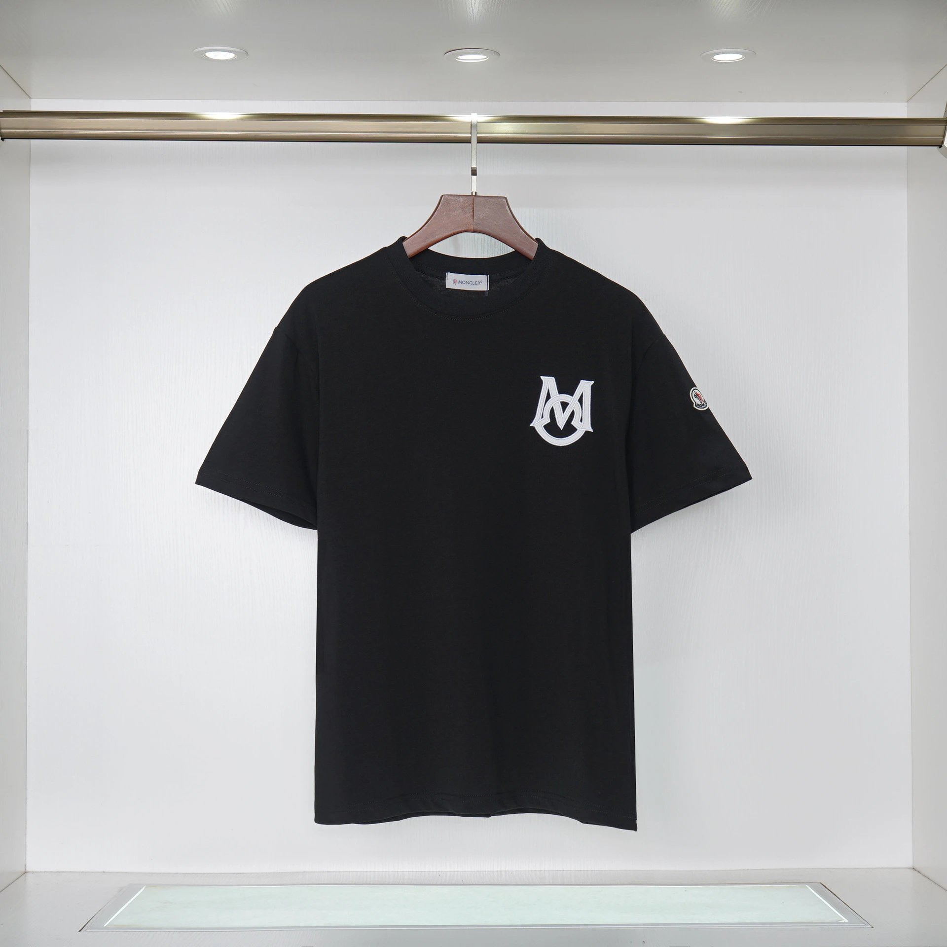 13 black