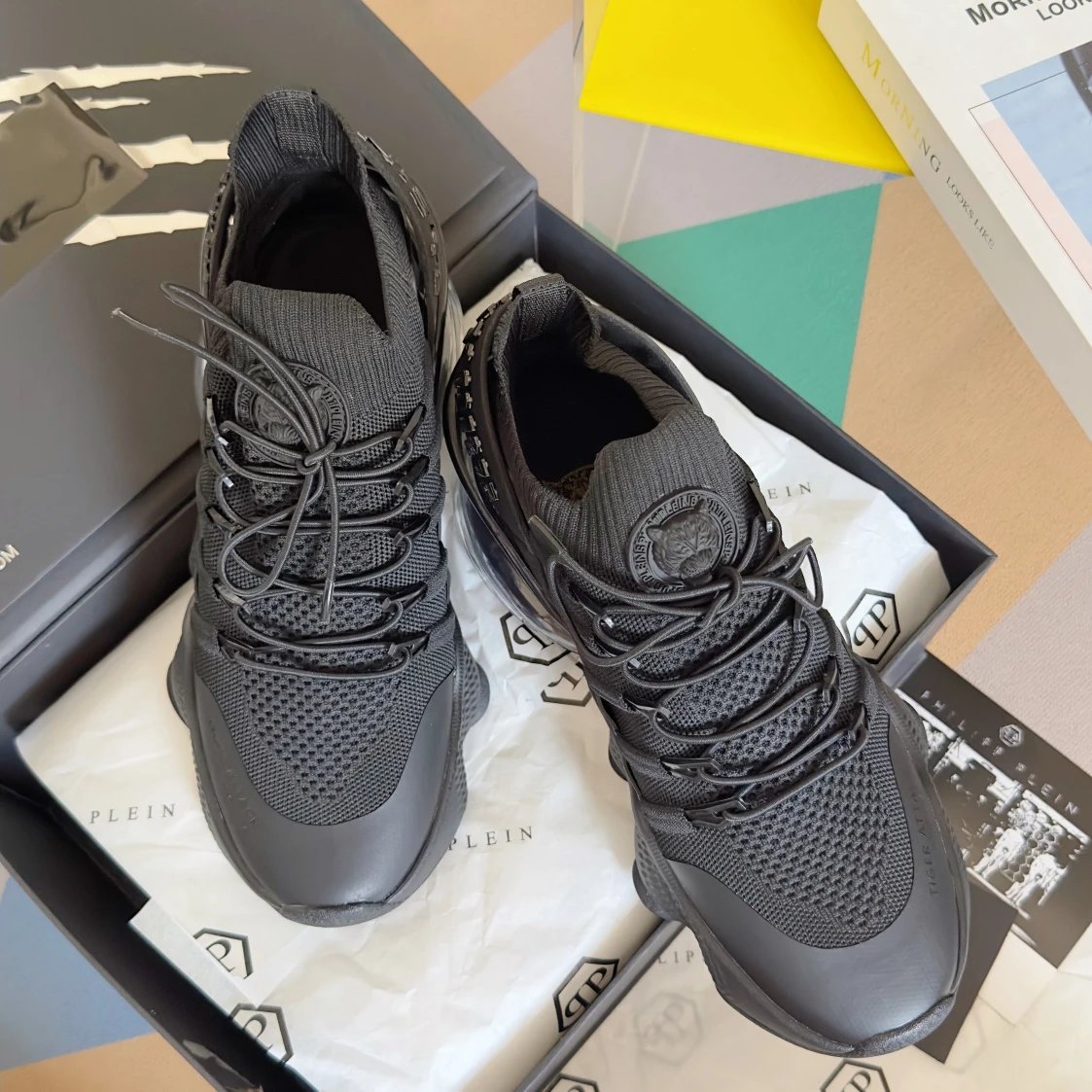 18 black