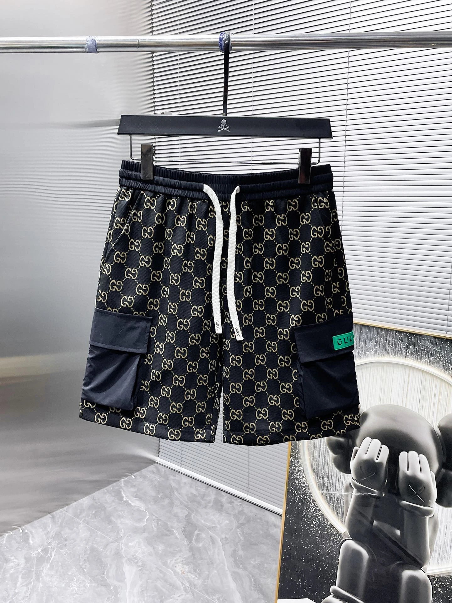 38 Black Print
