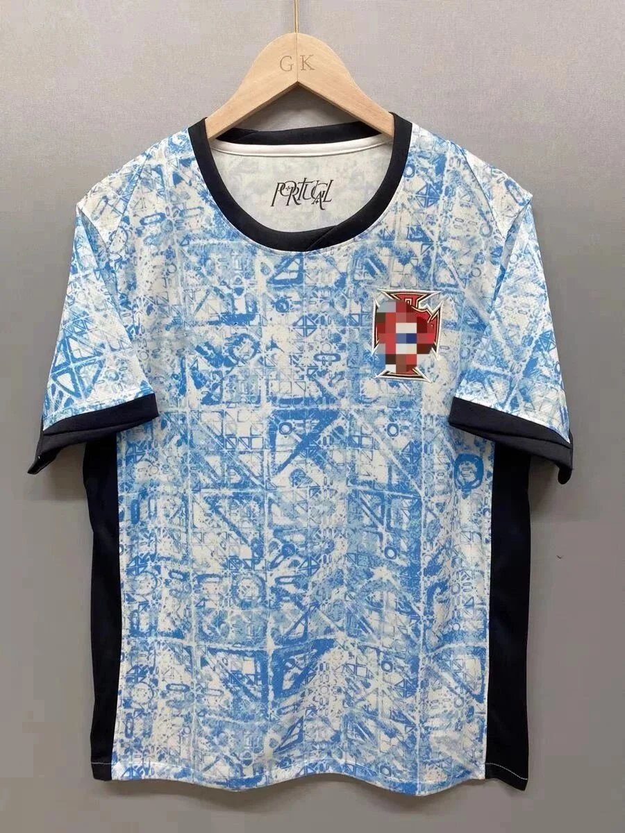 2425 Grapes Y European Cup away