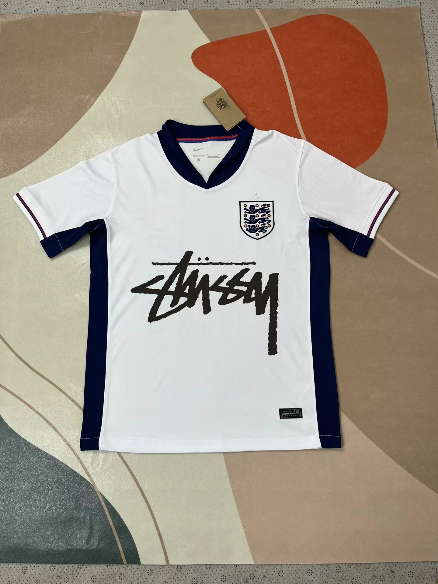 09 white