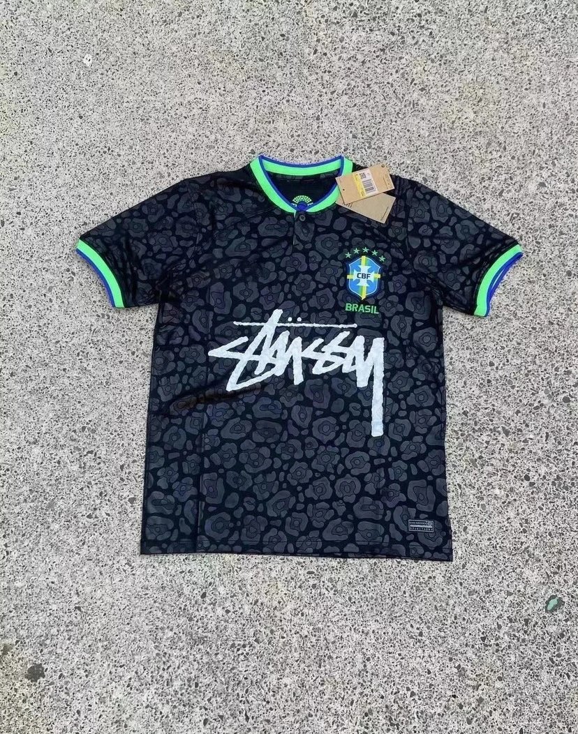 16 black pattern