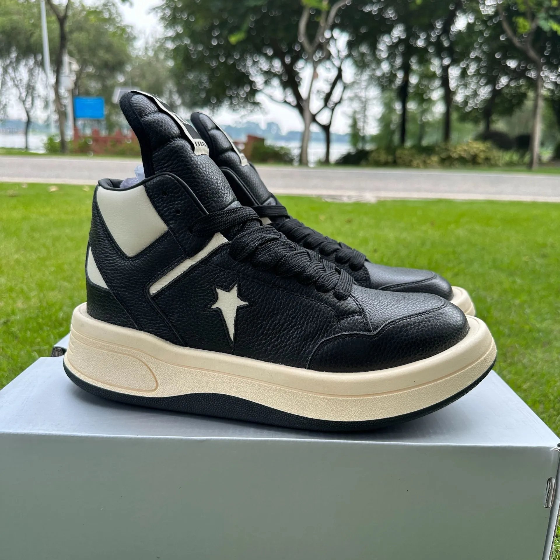 10 black