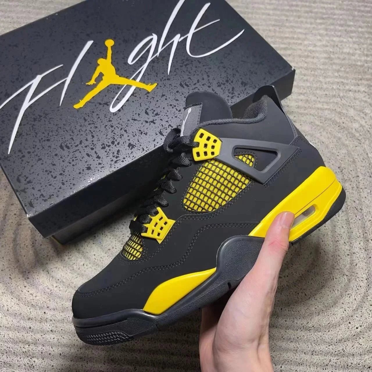 KZ AJ4 Black and Yellow Lightning