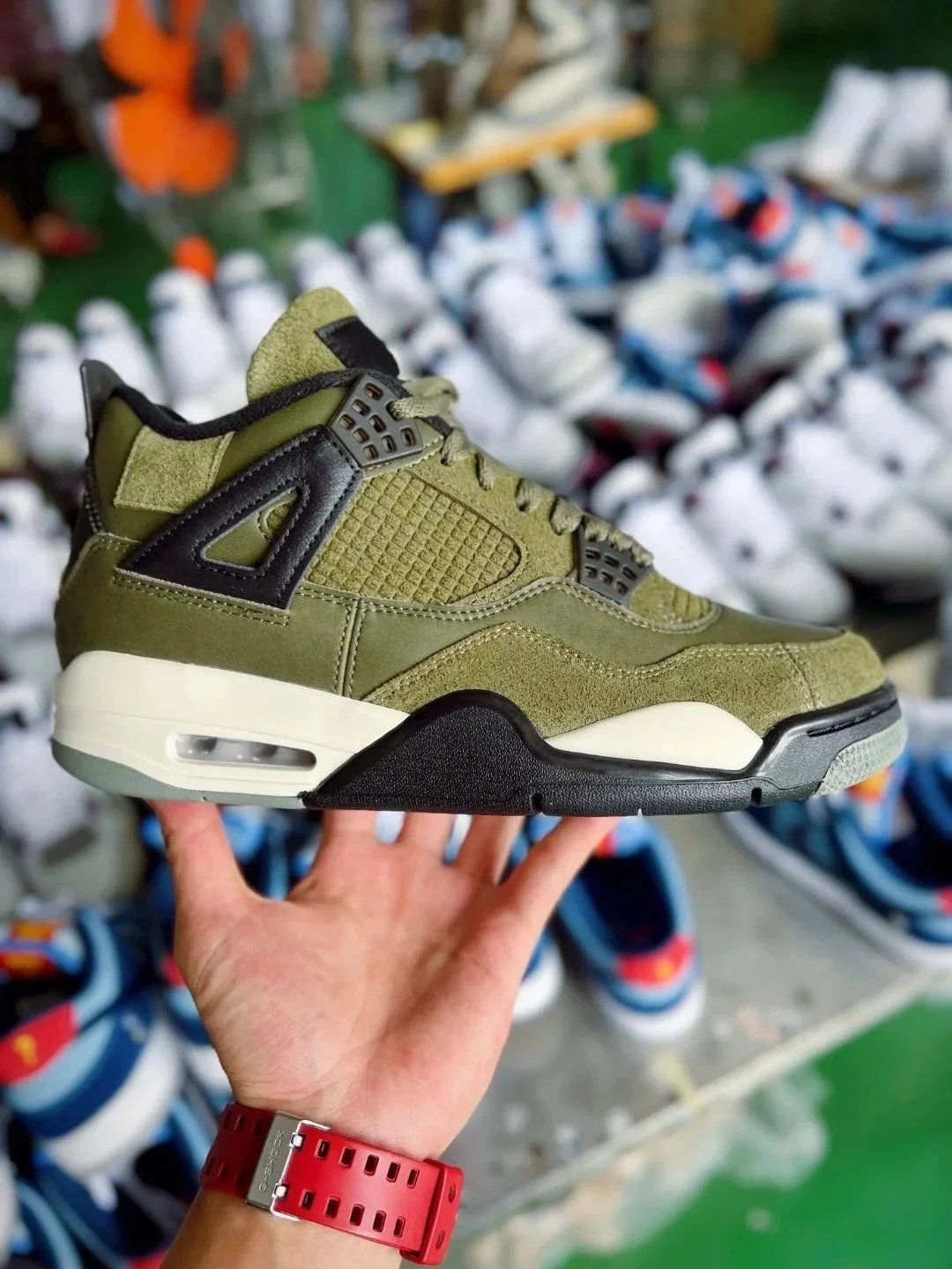 KZ AJ4 army green FB9927-200