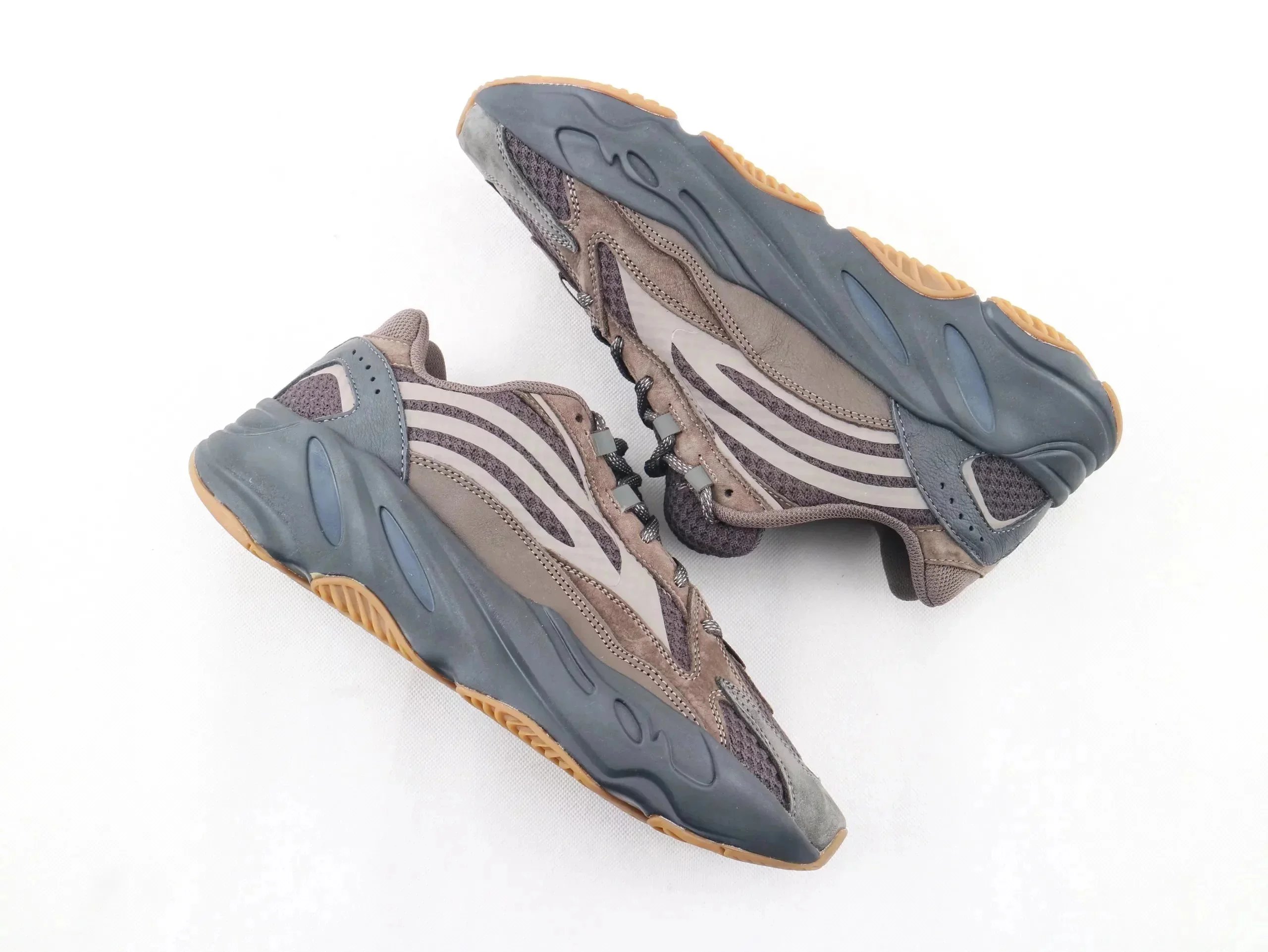 700V2 Geode