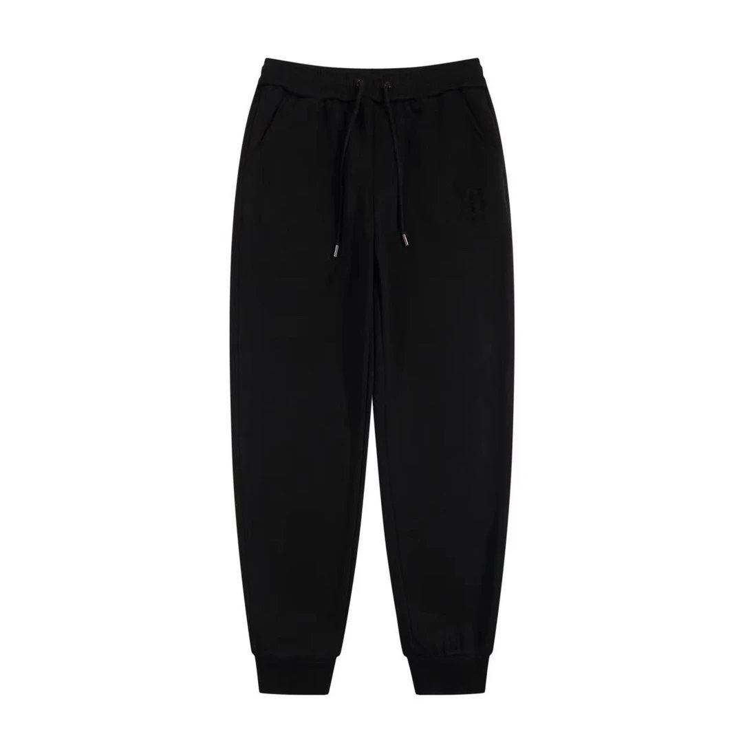 04 Black