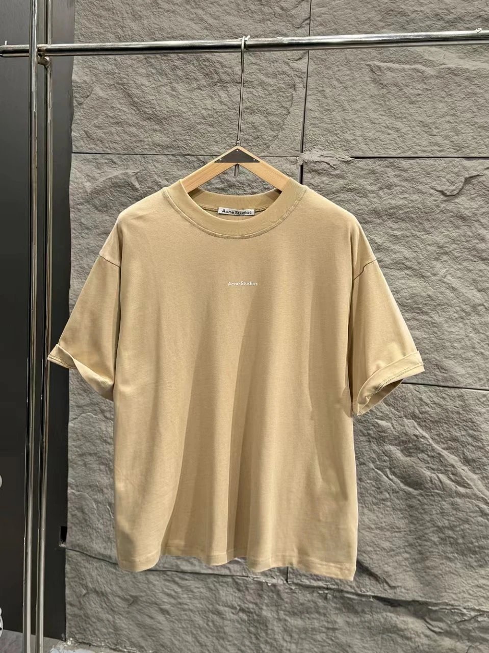 2 Apricot