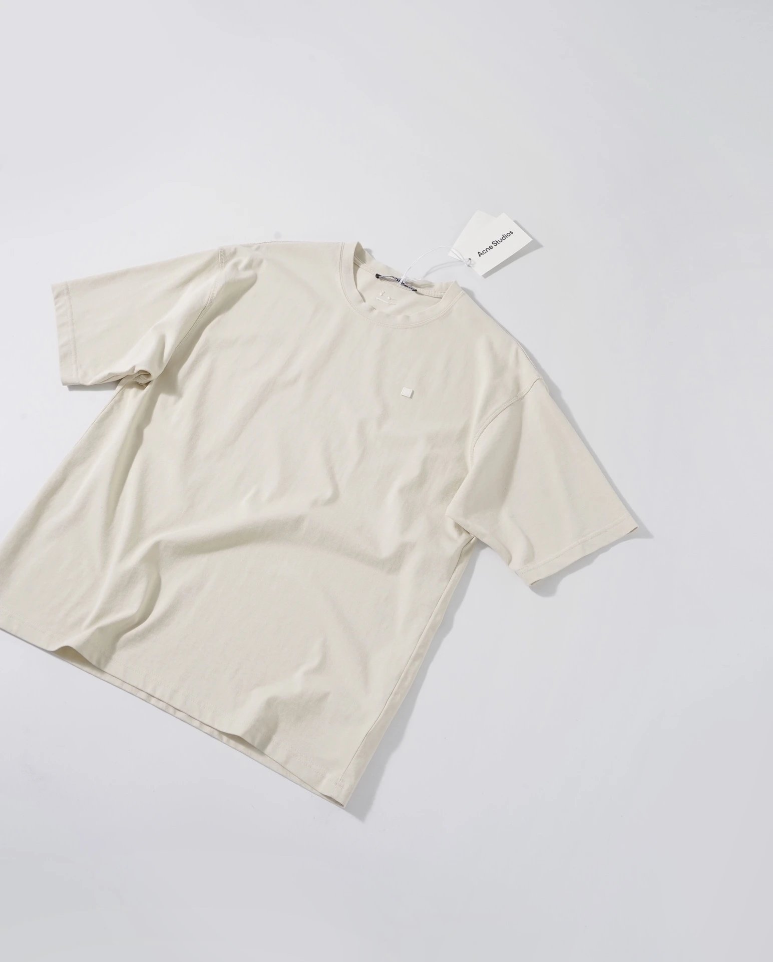 11 Beige