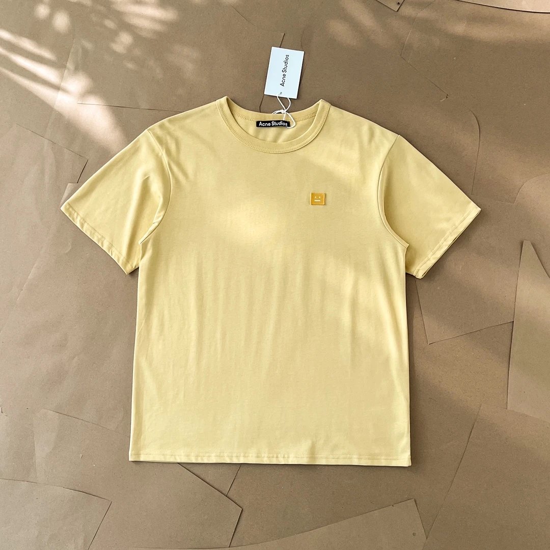 22 Apricot color