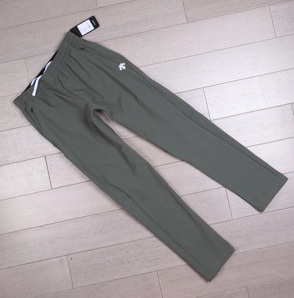 7 Dark green