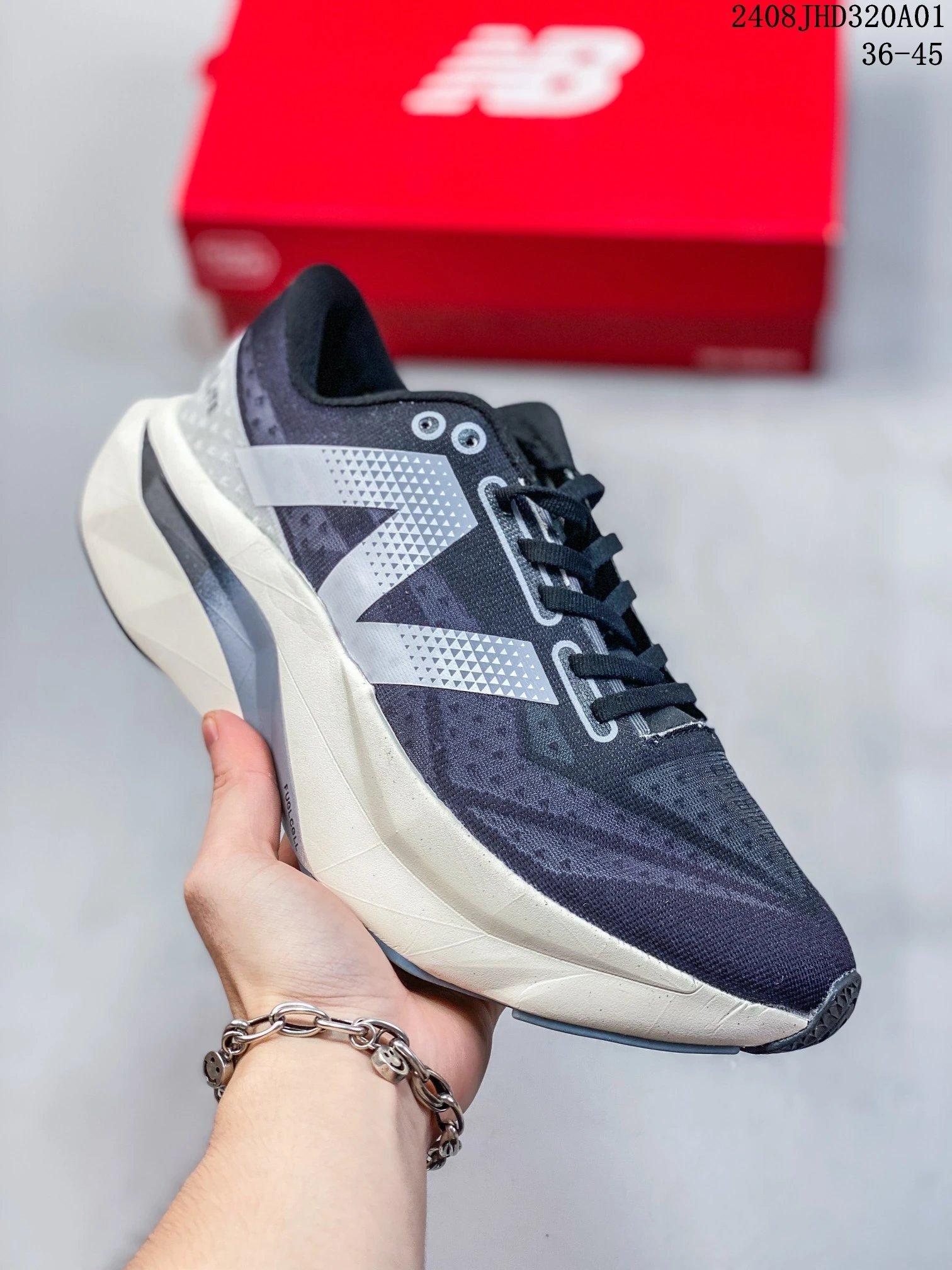 01 Black
