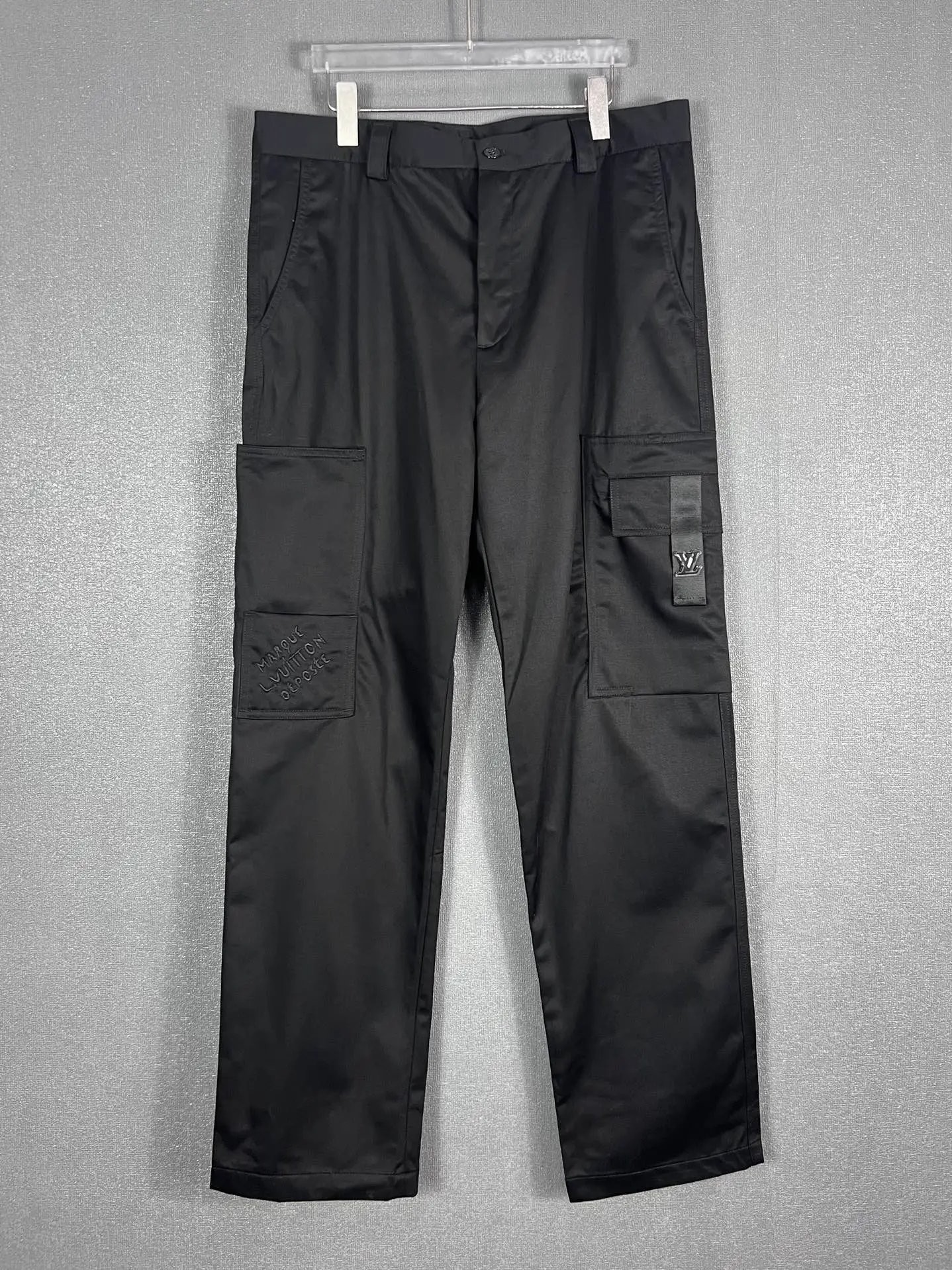 29 black