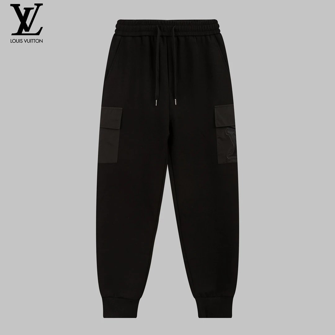 32 black