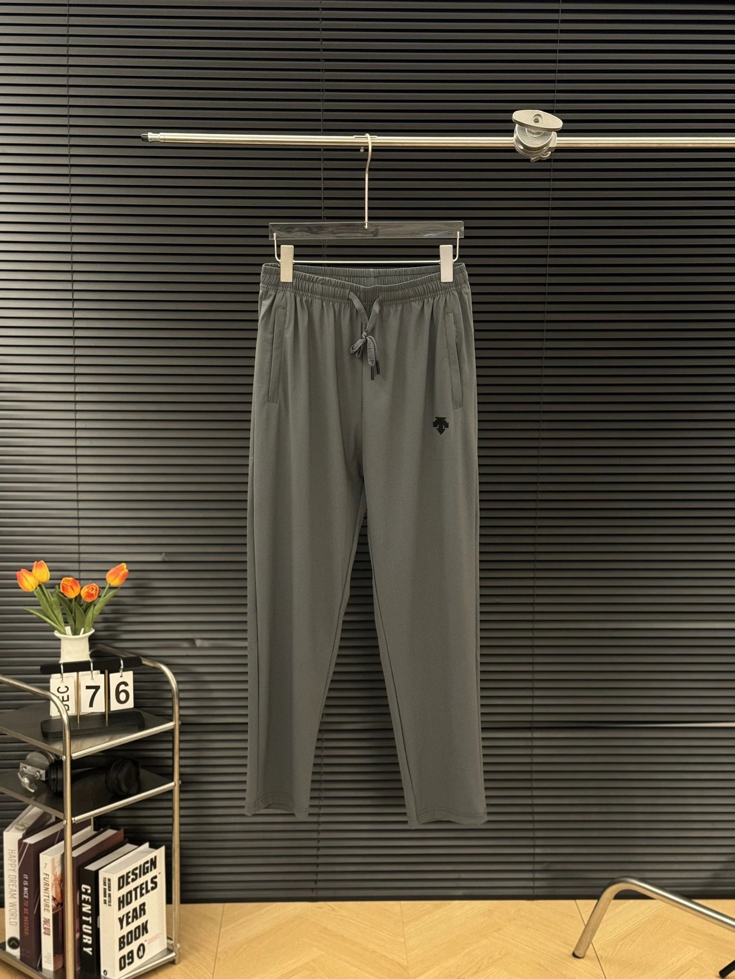 16 Dark gray