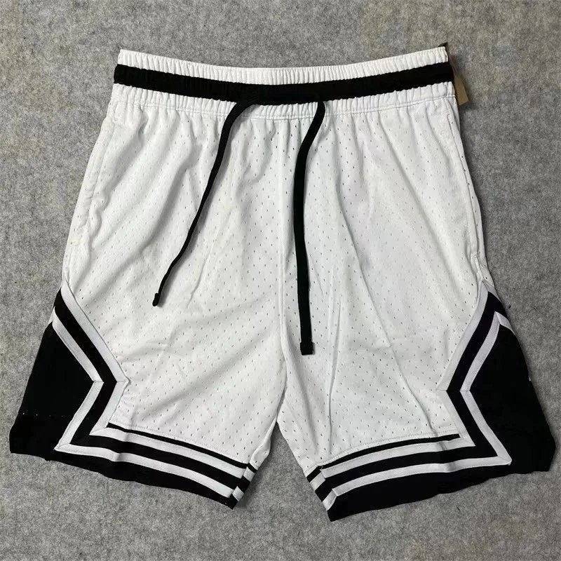 NO10 White and Black
