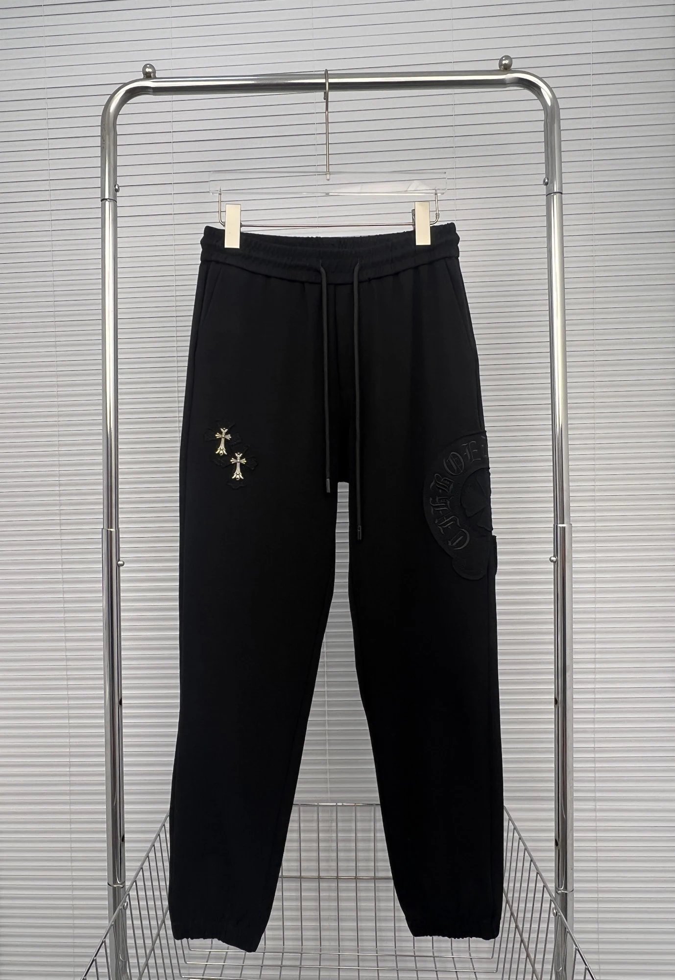 9 black