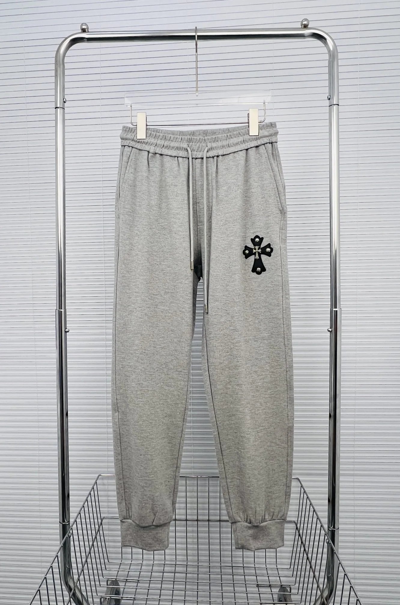 10 white