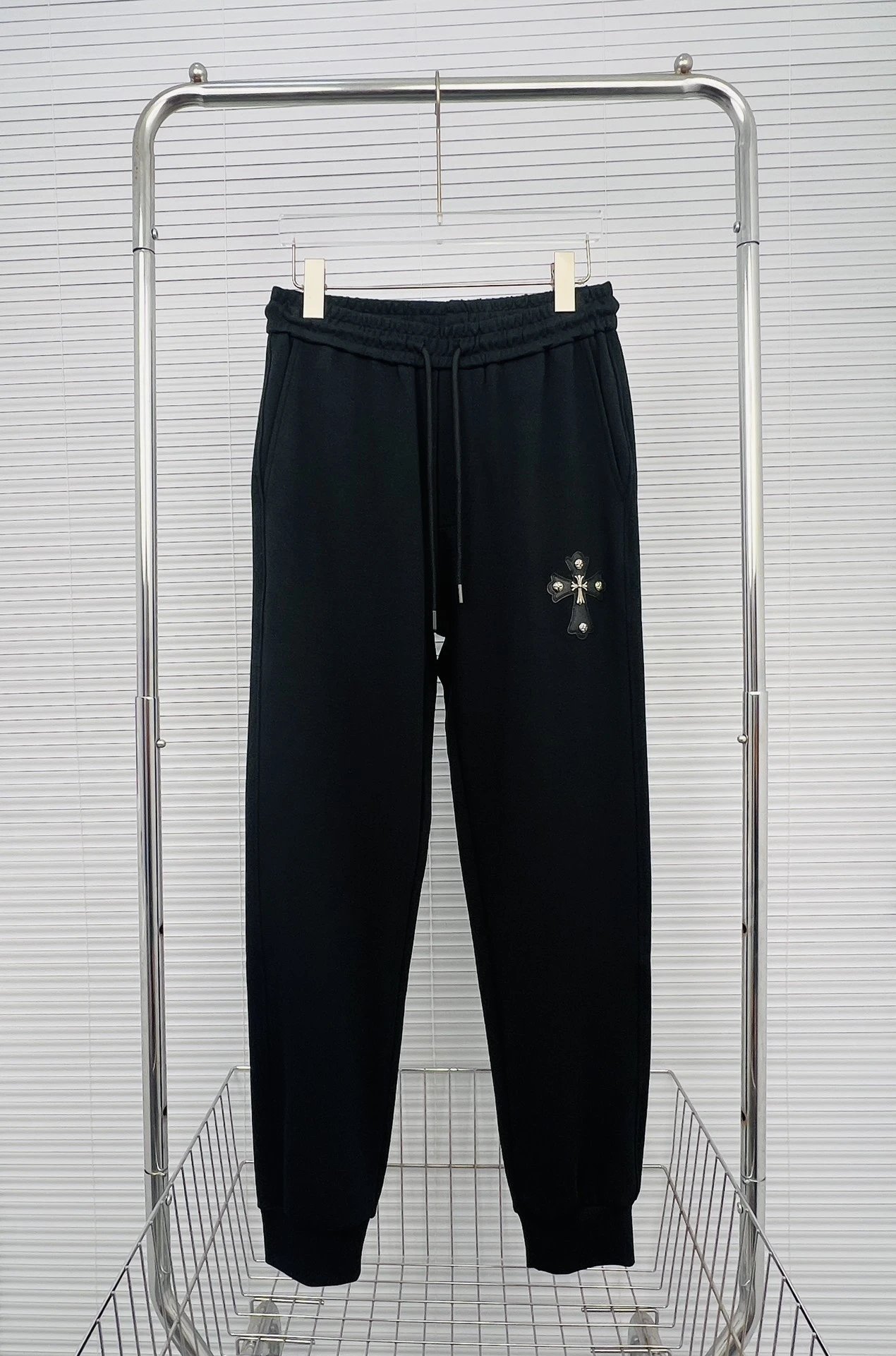 11 black