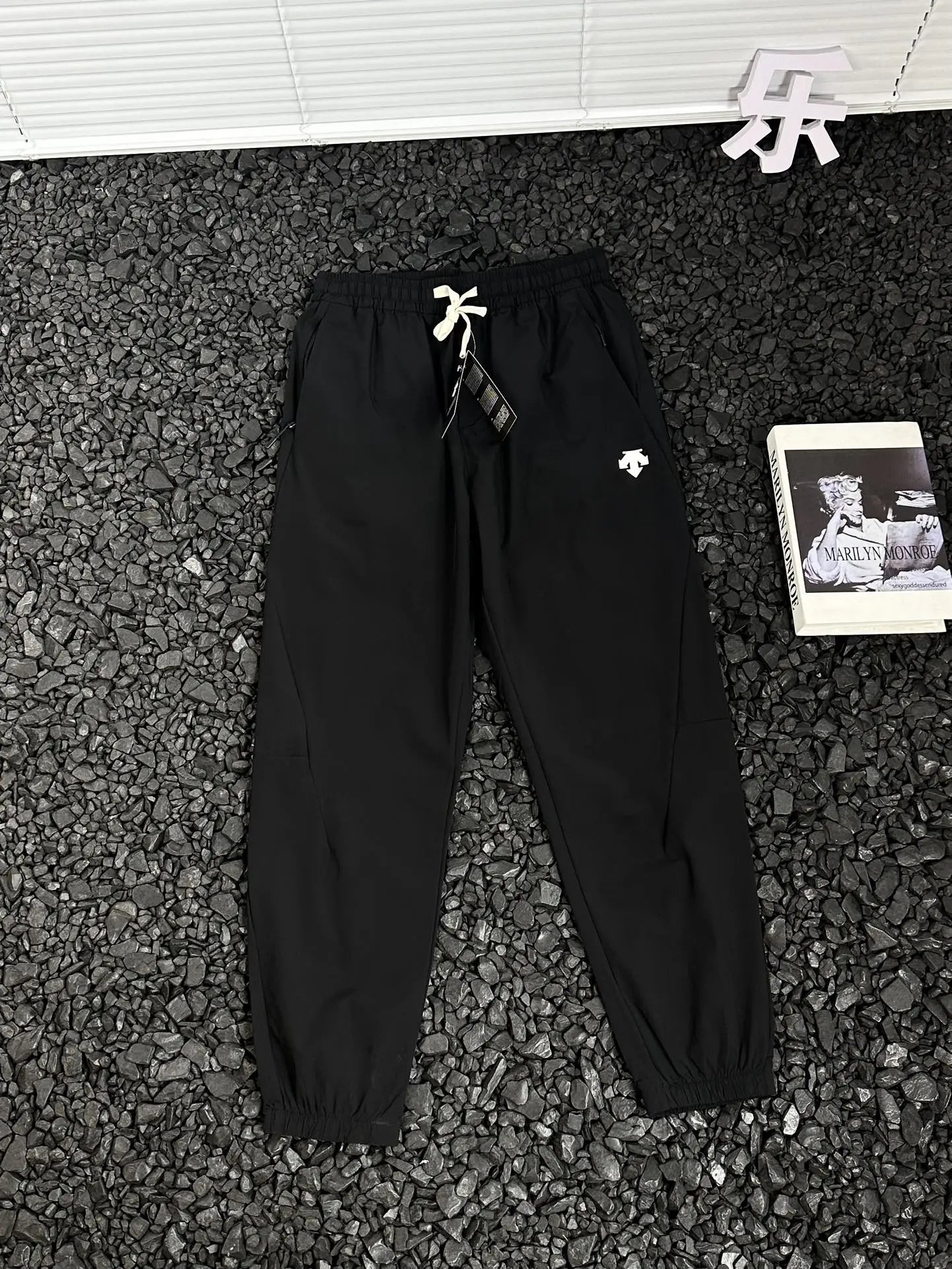 23 black
