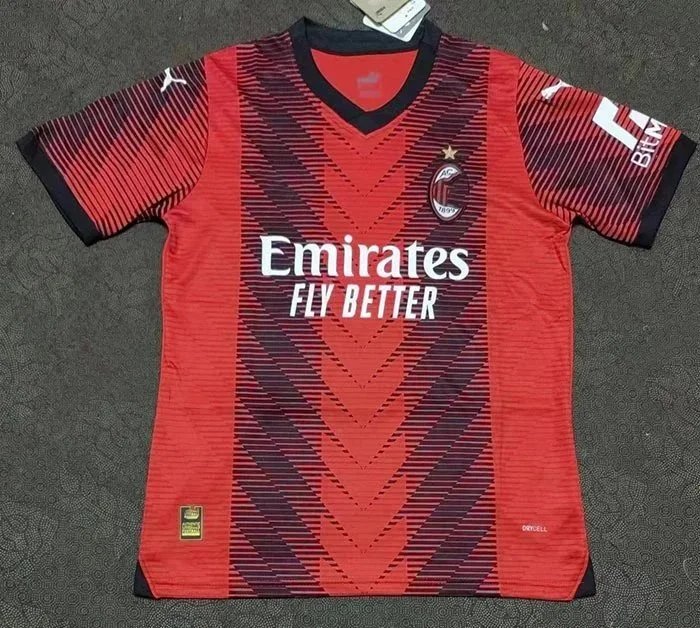 New AC Main Red Black