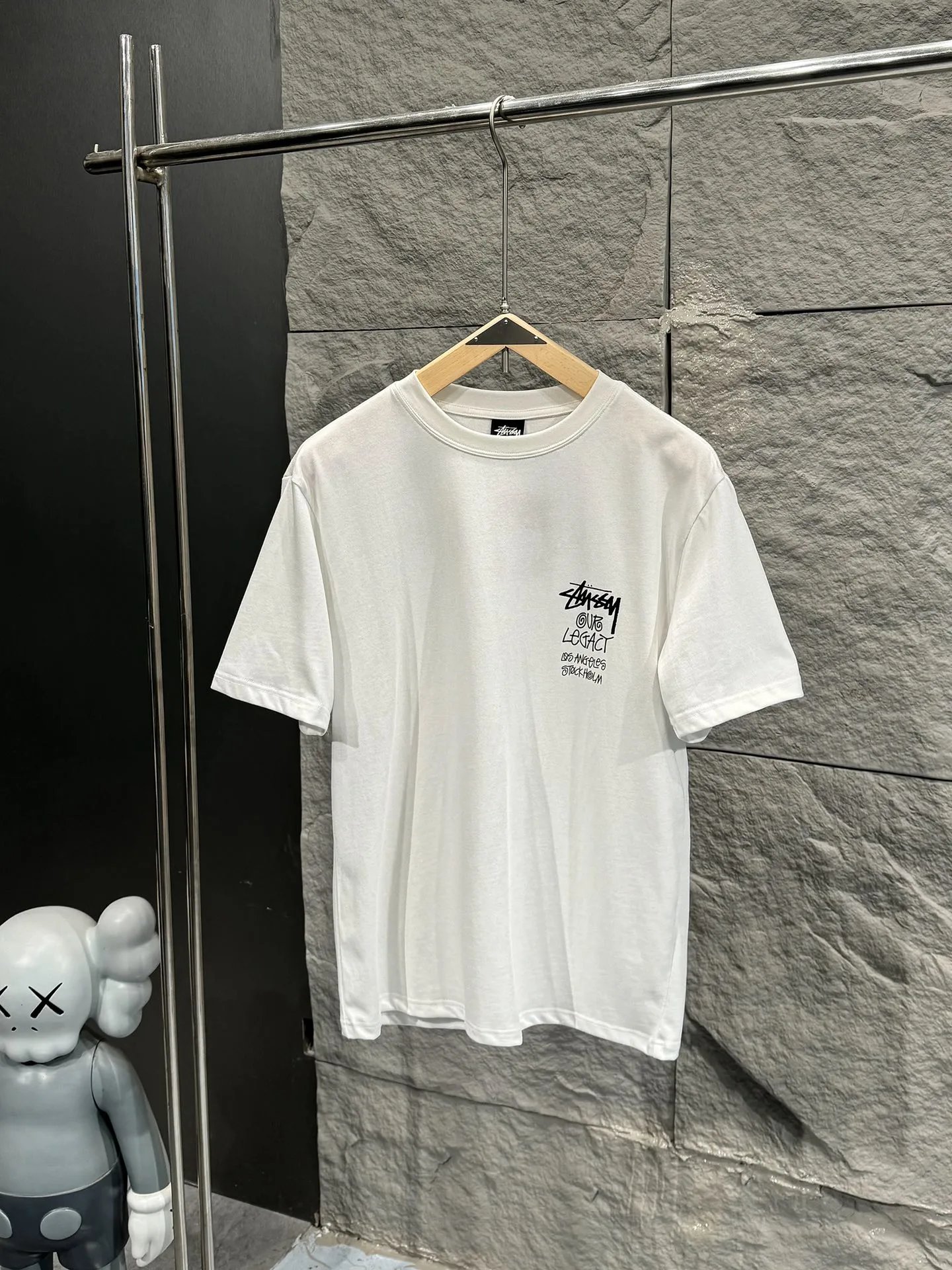 8 white