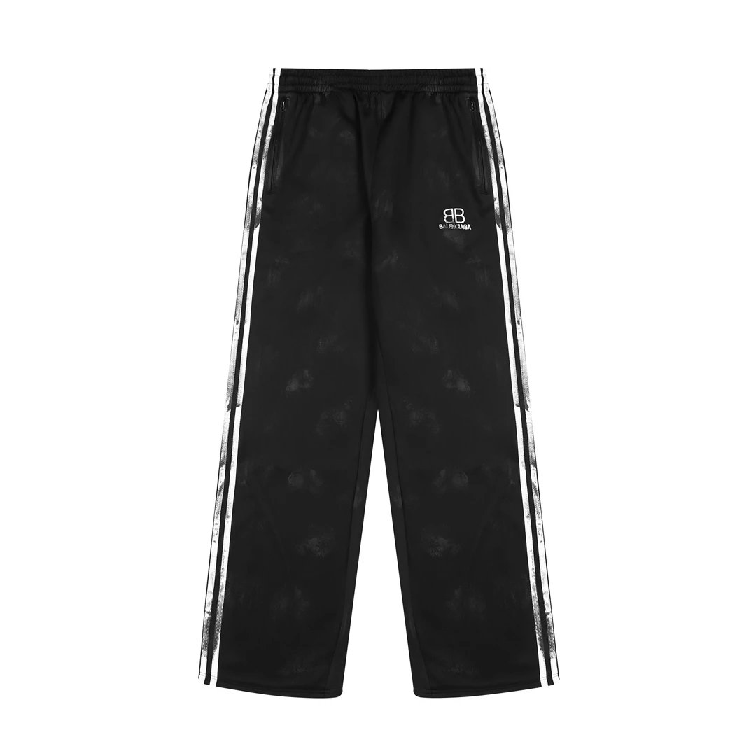 28 black