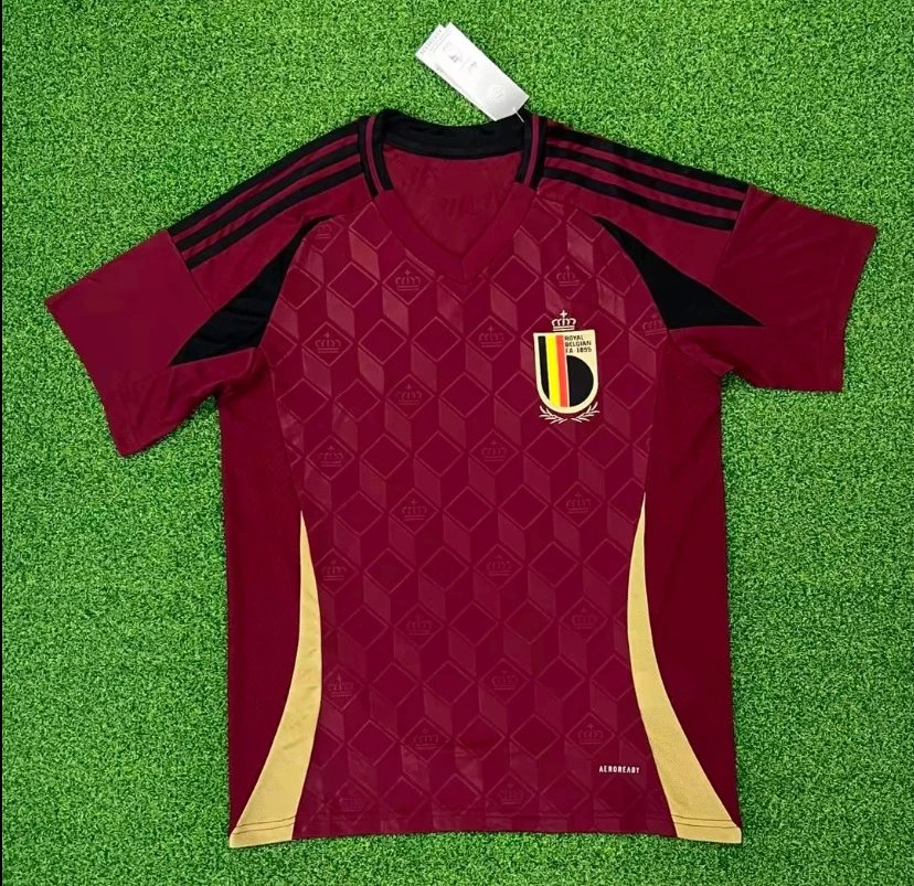 13 Wine red