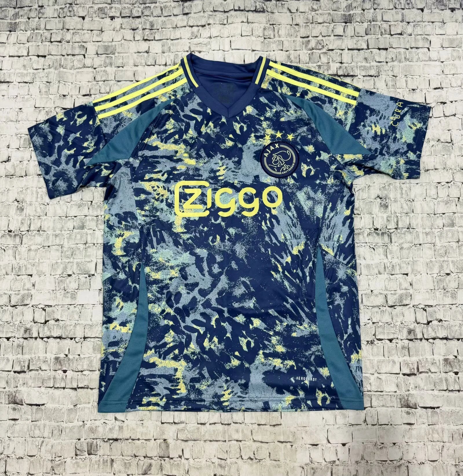 28 Deep Blue