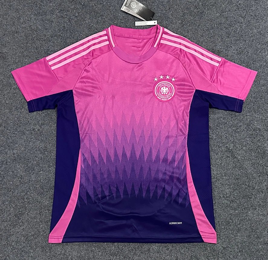 30 Pink-purple
