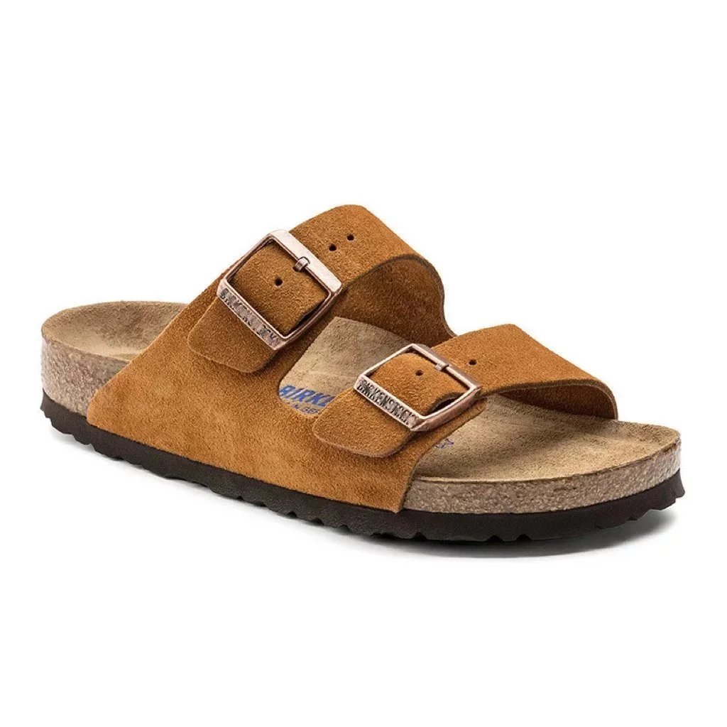 Brown (suede)