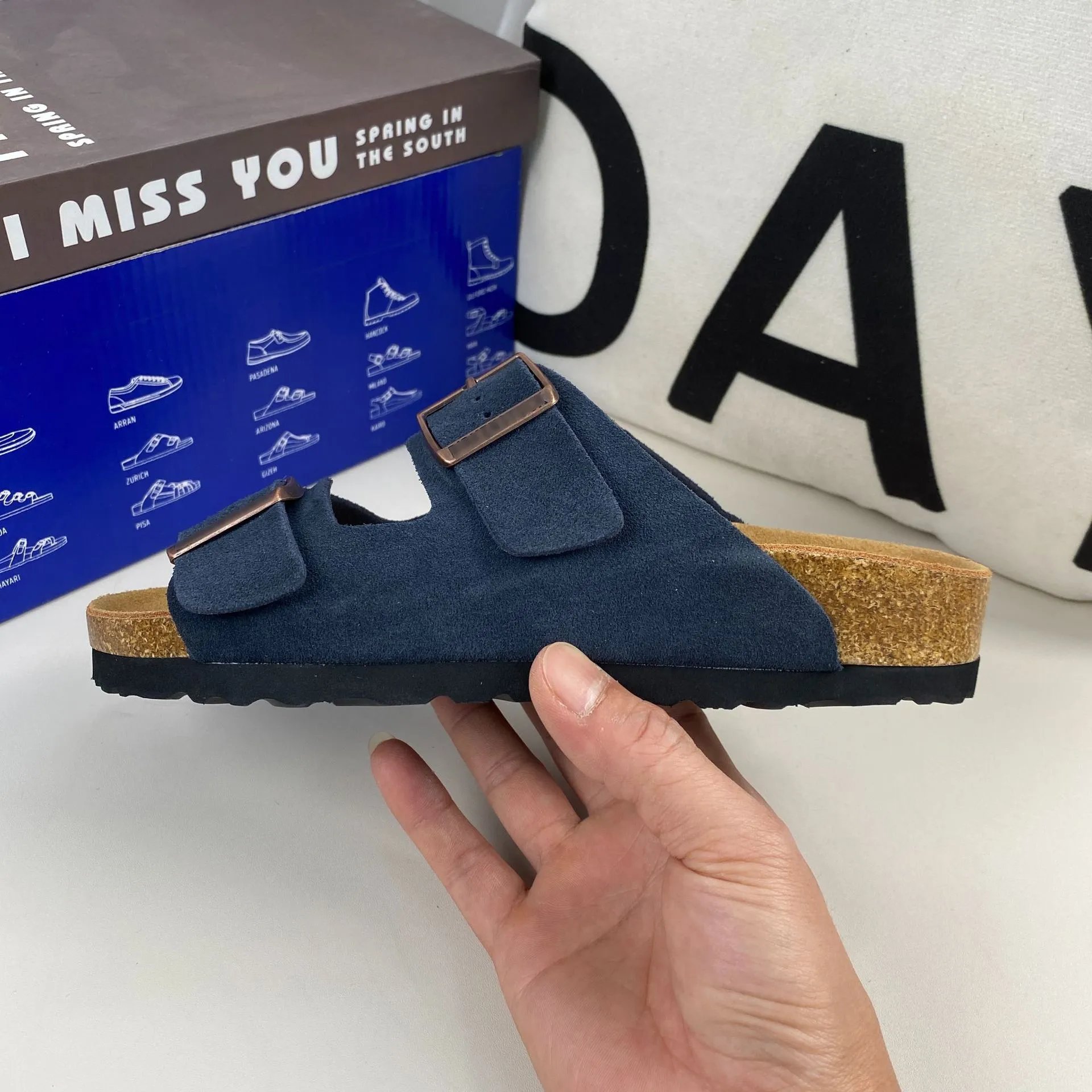 6 dark blue (suede）