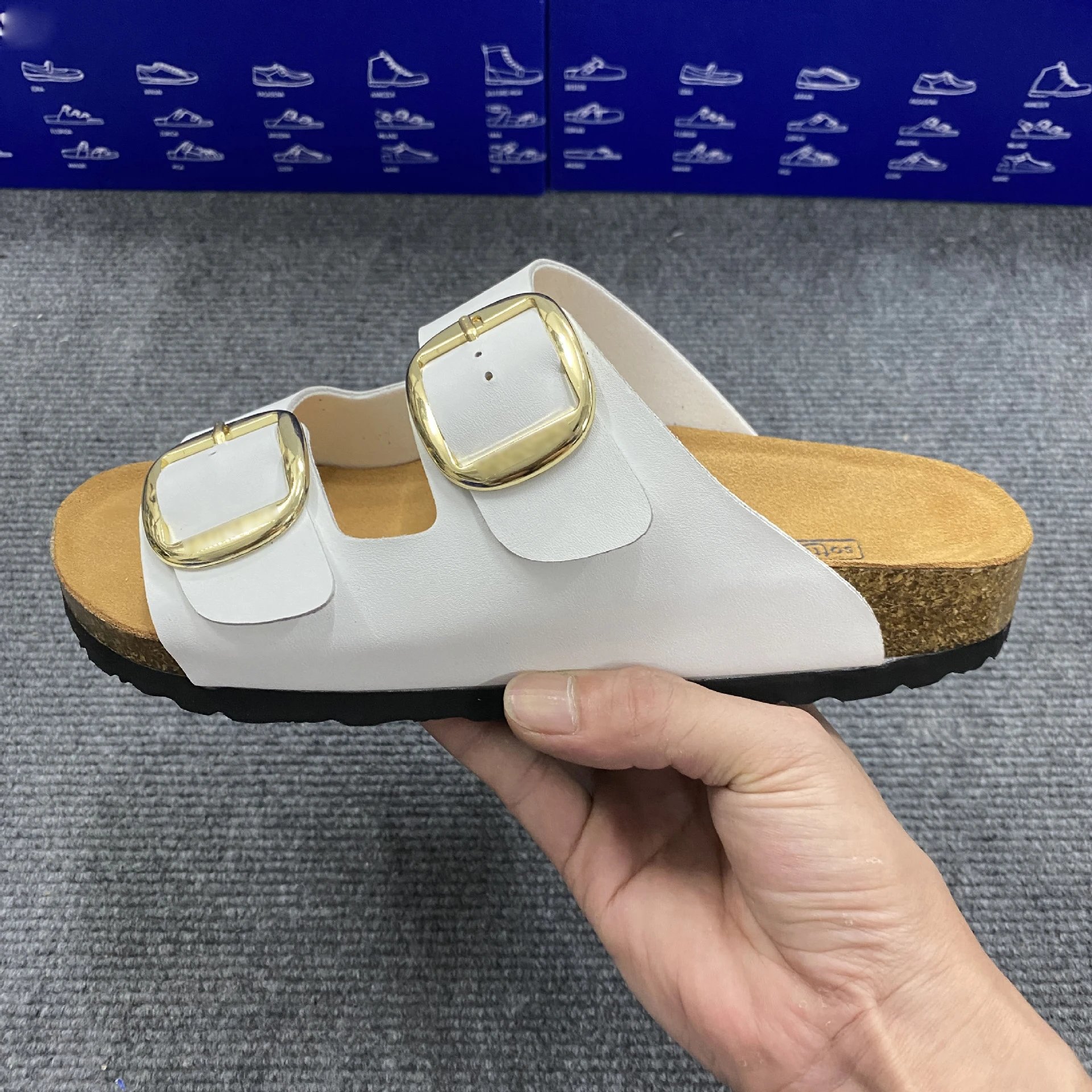 8（white）