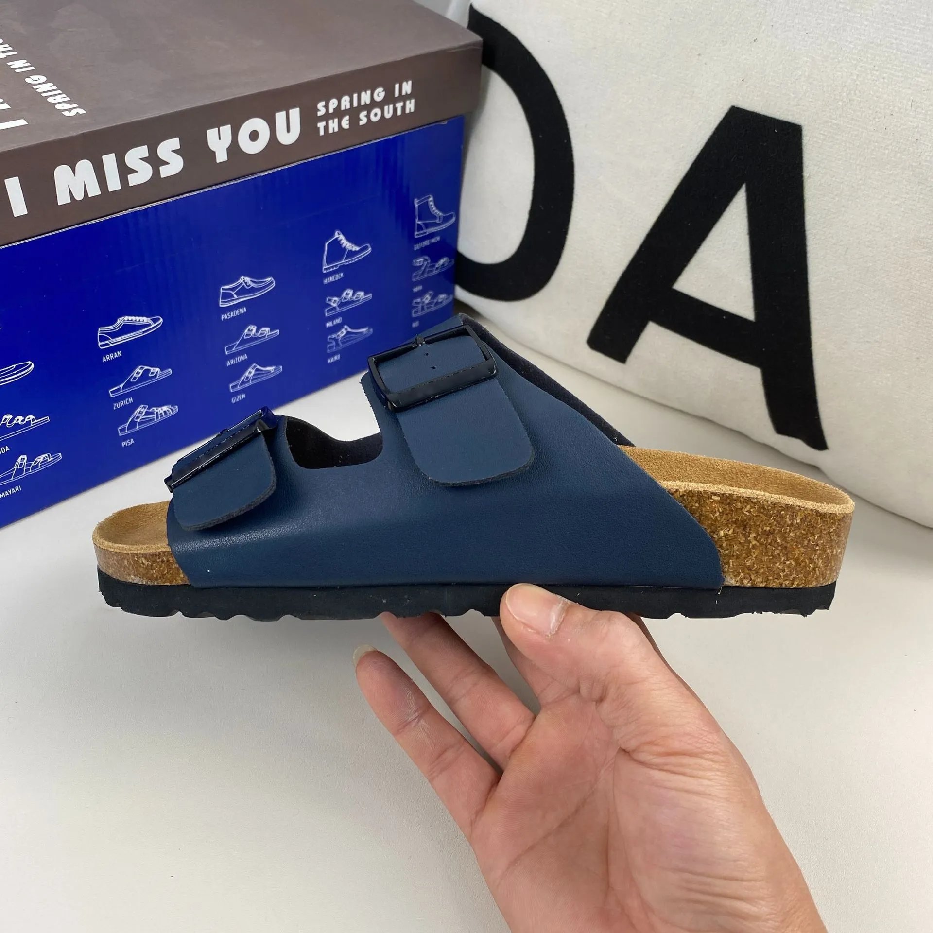 11 navy blue (leather）