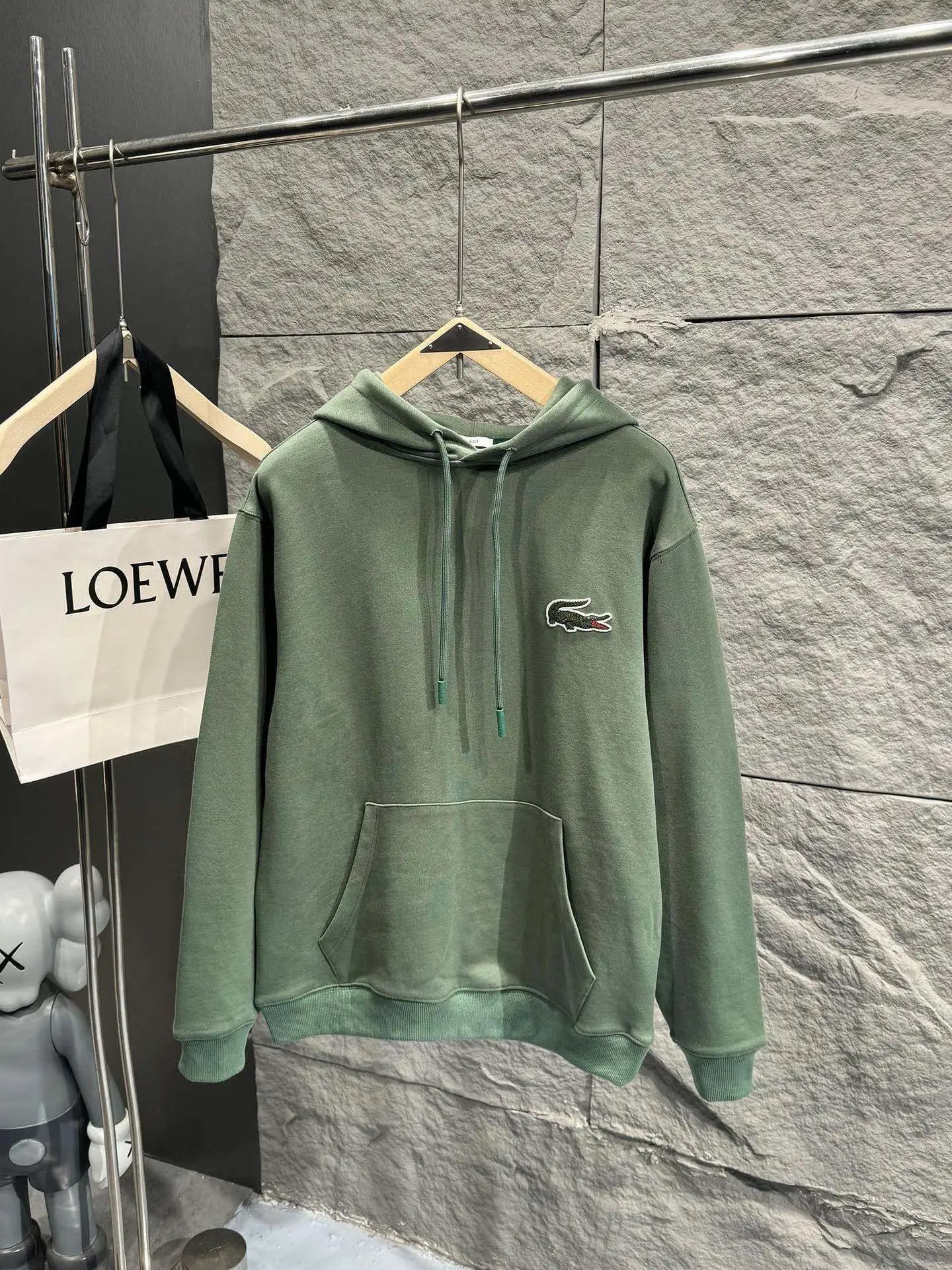 23 dark green