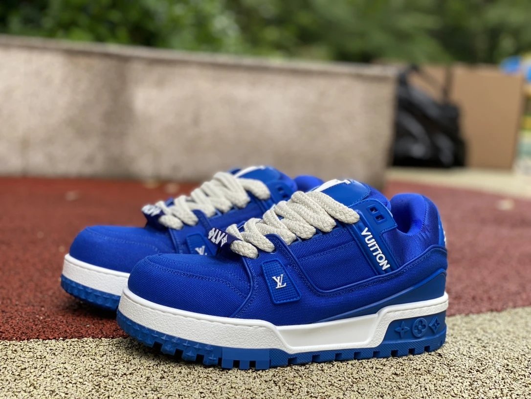 07 Blue