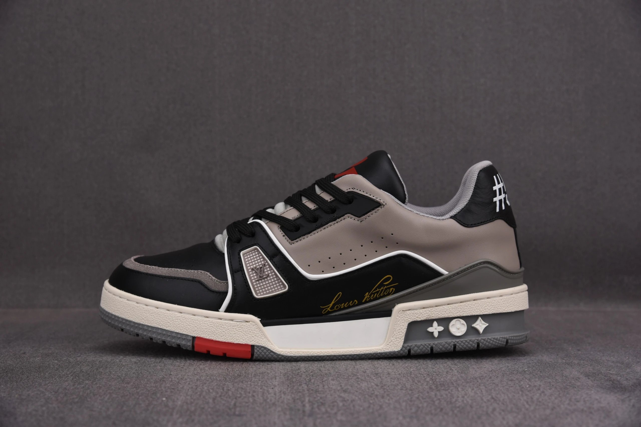 38 Black Grey