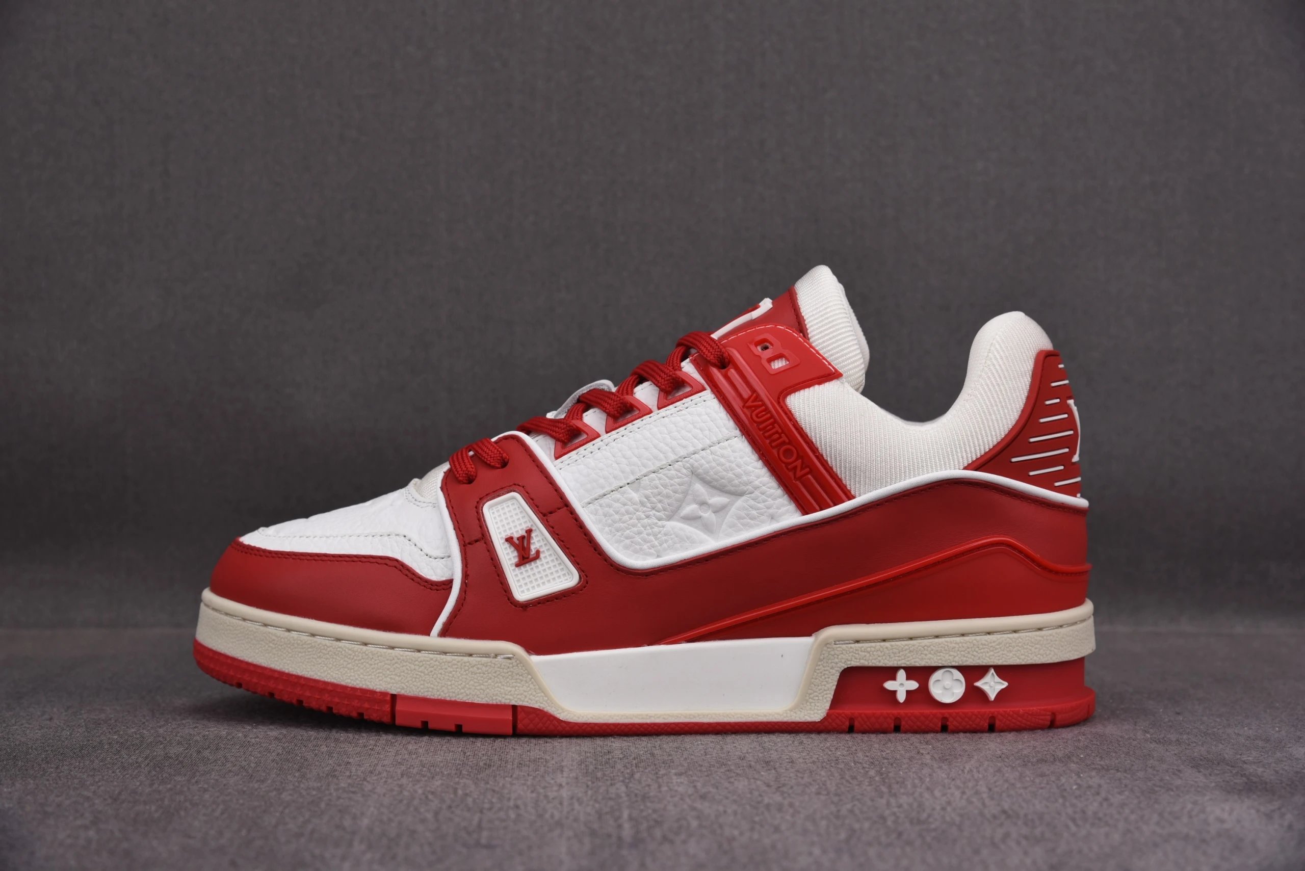 39 red and white