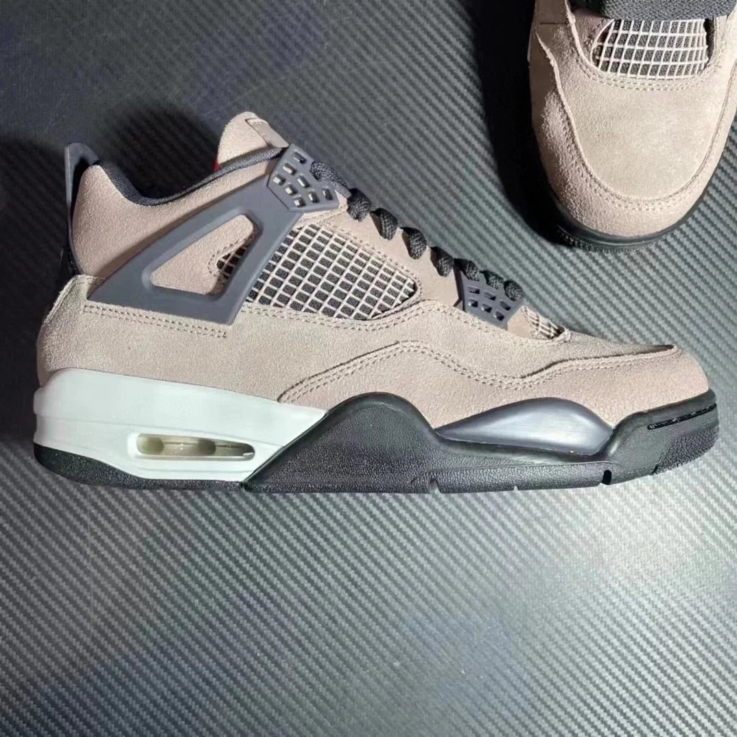 AJ4 Mocha DB0732-200