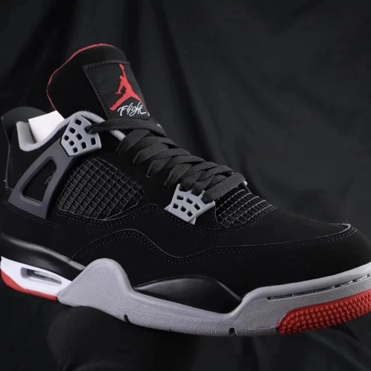 Bred/Black Red