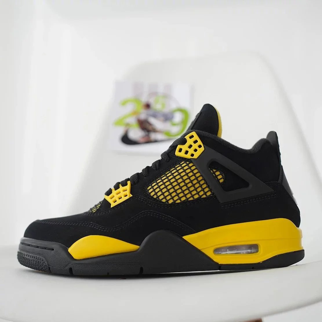 Thunder(2023)/Thunder Yellow