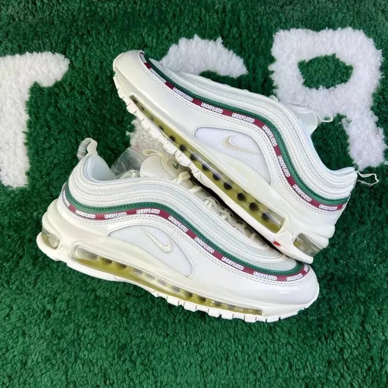 Undefeated co-branded white