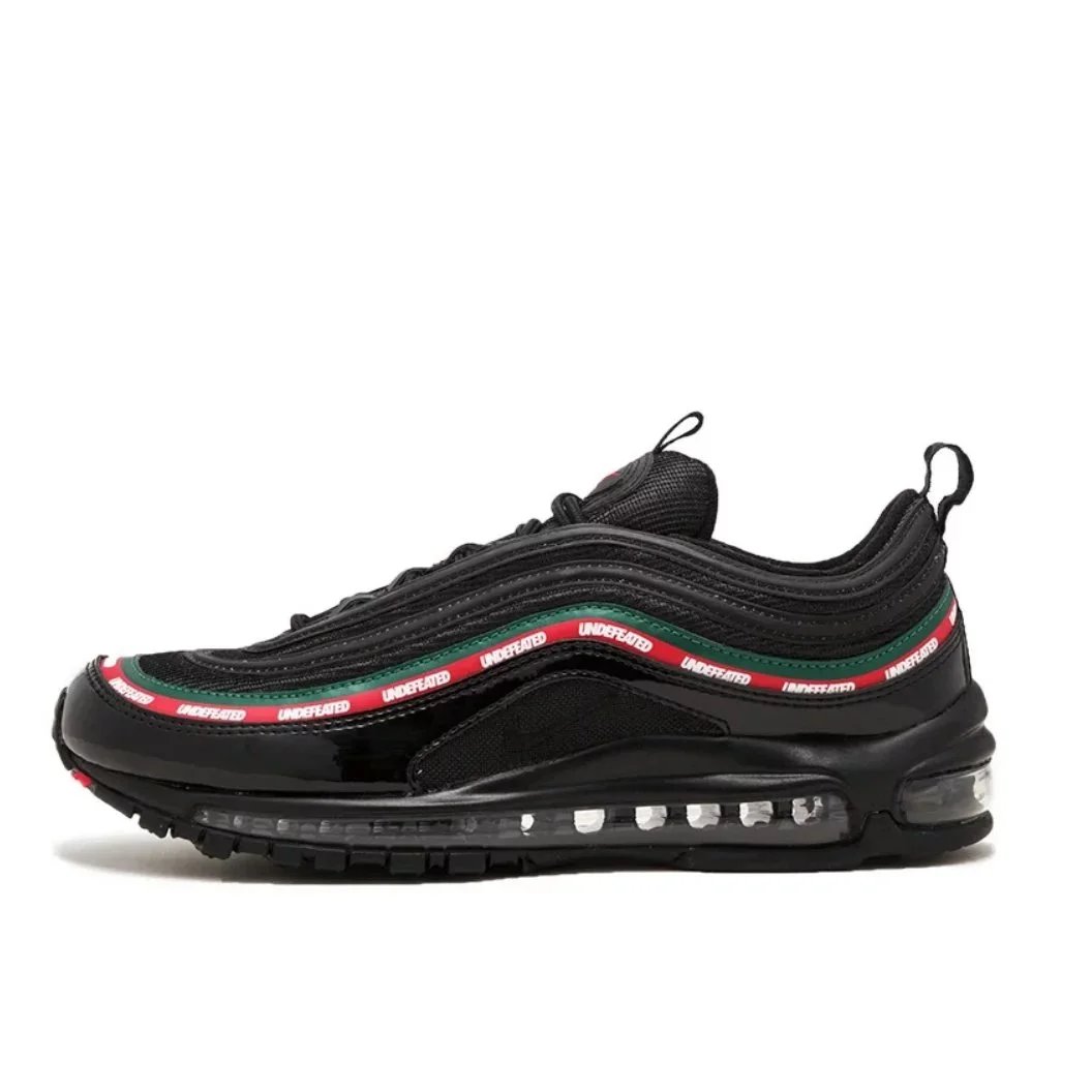Undefeated co-branded black