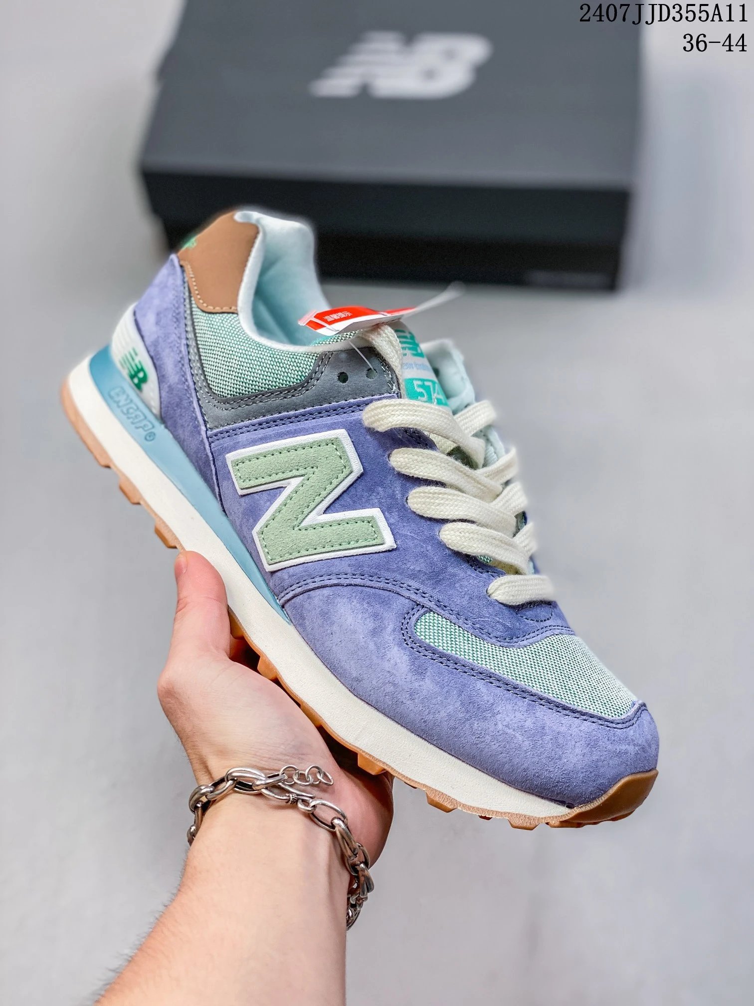 29 blue