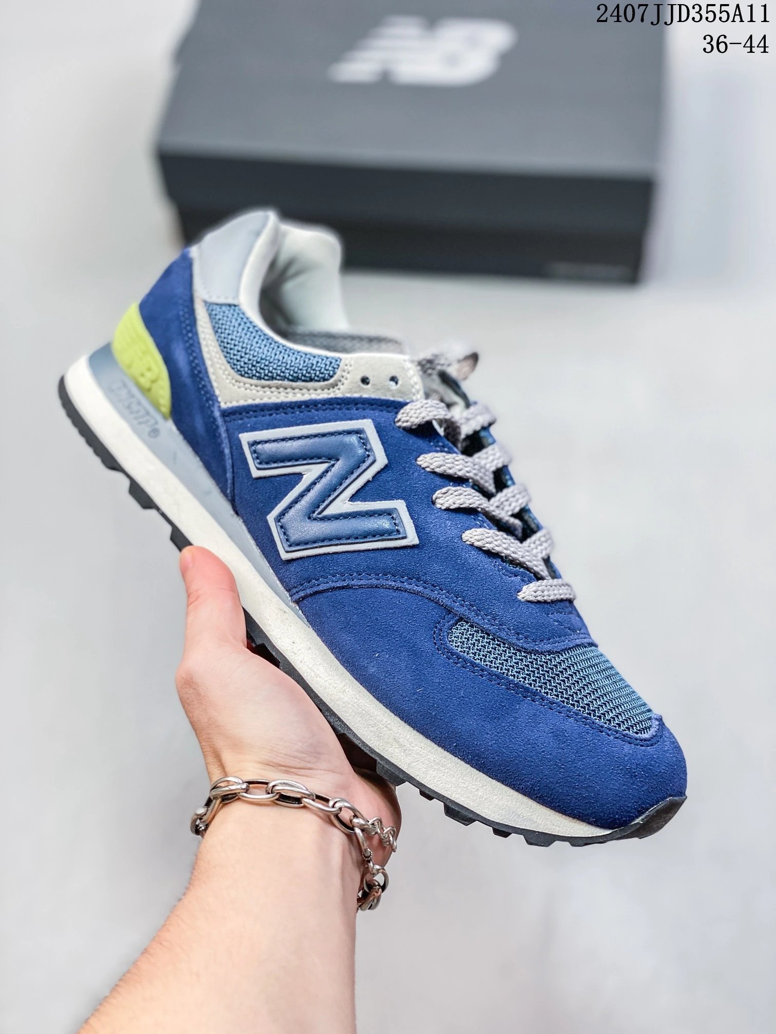 30 Dark blue