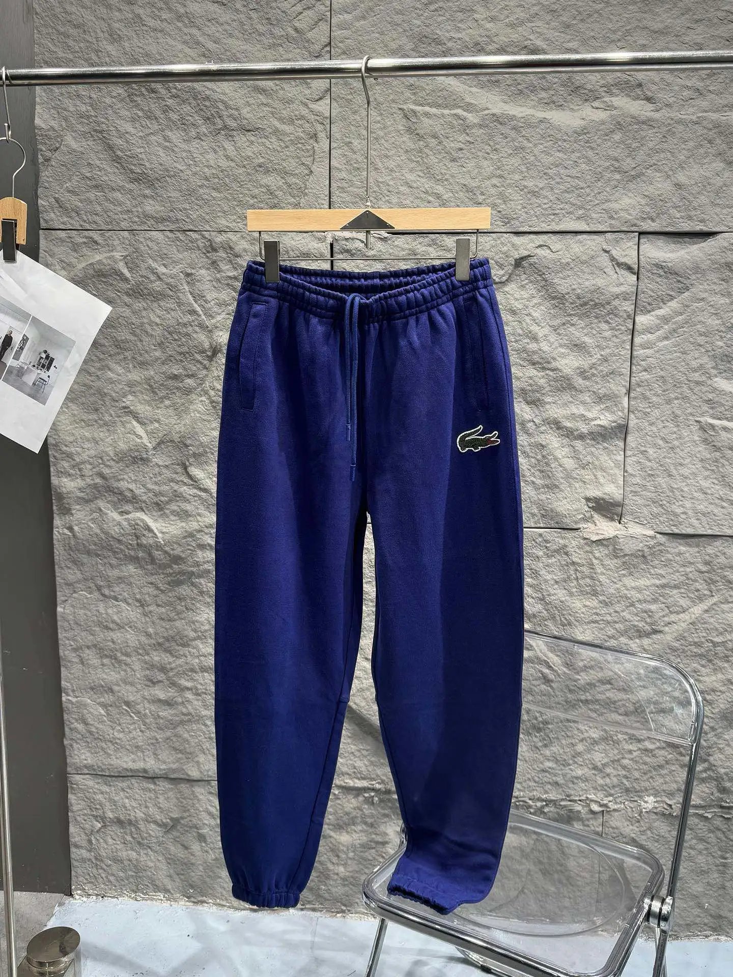 04 Dark Blue